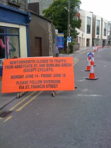 Newtownsmyth entrance to contraflow cycle track;